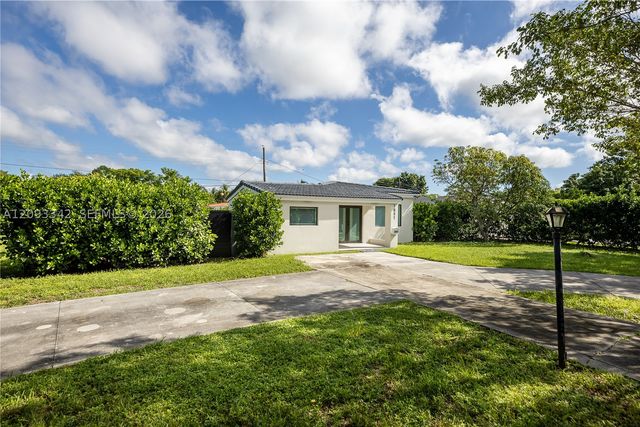 1801 NE 173rd St, North Miami Beach, FL 33162