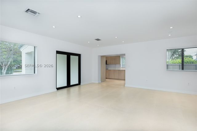 1801 NE 173rd St, North Miami Beach, FL 33162