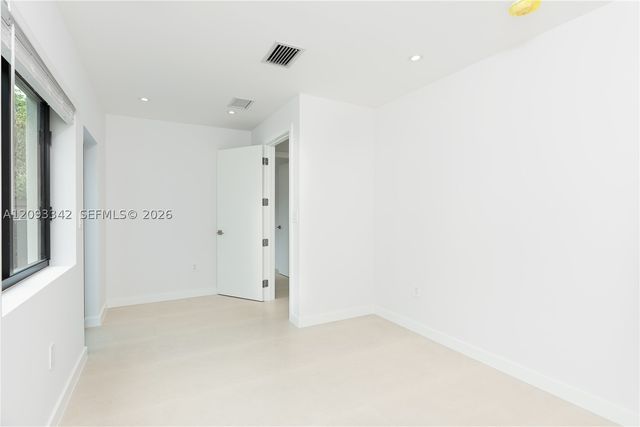 1801 NE 173rd St, North Miami Beach, FL 33162