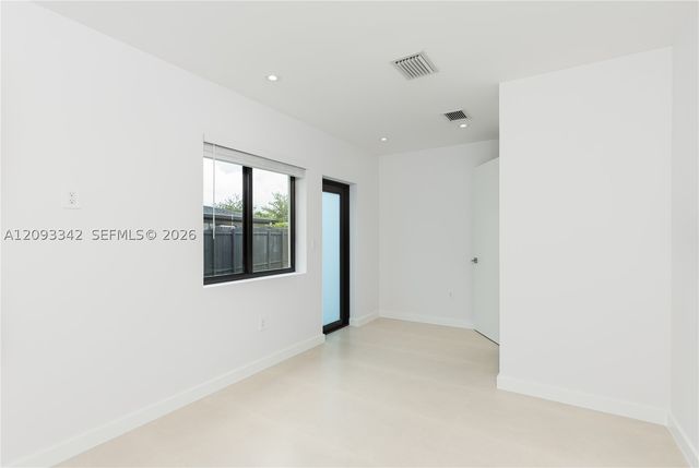 1801 NE 173rd St, North Miami Beach, FL 33162