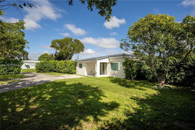 1801 NE 173rd St, North Miami Beach, FL 33162