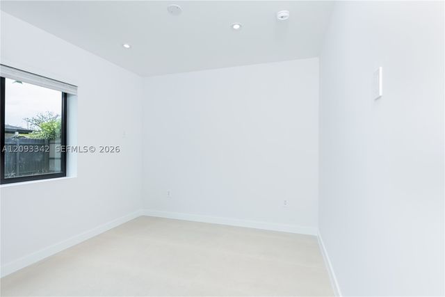 1801 NE 173rd St, North Miami Beach, FL 33162
