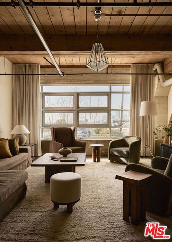 530 S Hewitt Street 343, Los Angeles, CA 90013