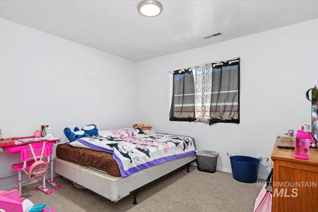 12806 Marna St, Caldwell, ID 83607