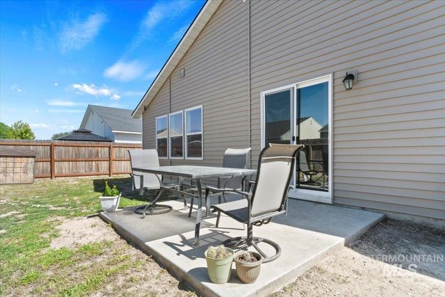12806 Marna St, Caldwell, ID 83607