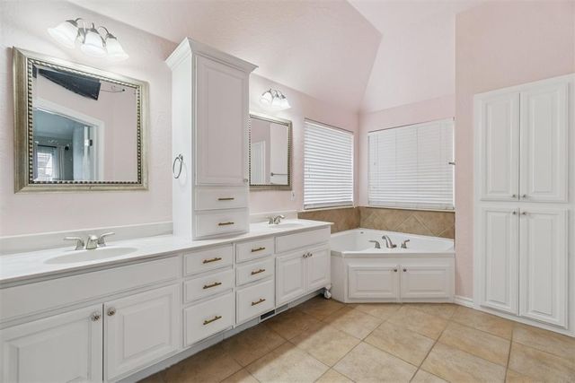 4205 Spyglass Drive, Norman, OK 73072