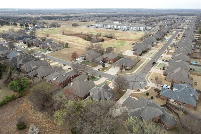 4205 Spyglass Drive, Norman, OK 73072