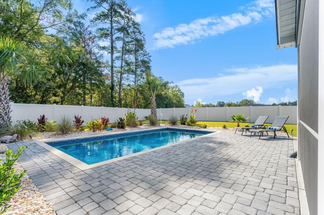 246 Hayloft Circle, Conway, SC 29526