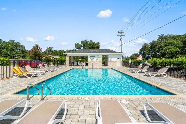 246 Hayloft Circle, Conway, SC 29526