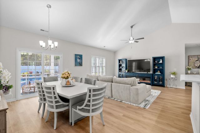 246 Hayloft Circle, Conway, SC 29526