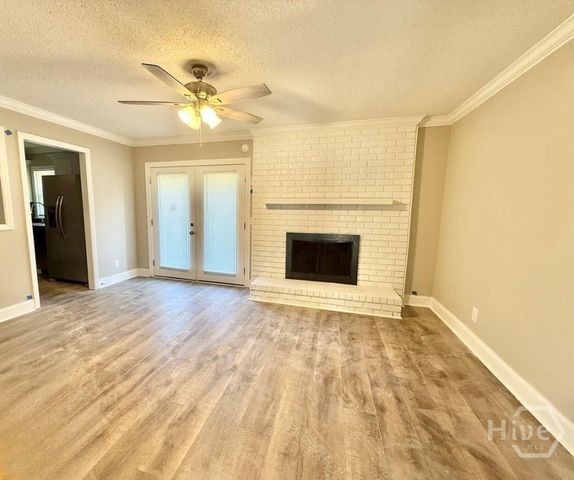 108 W. General Screven Way, Hinesville, GA 31320