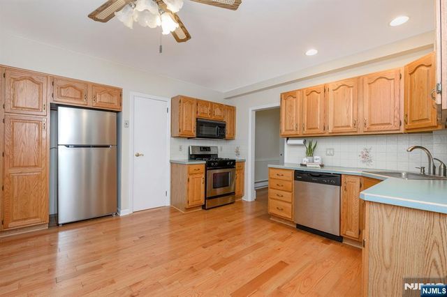 32 Washburn Place 1, Caldwell, NJ 07006