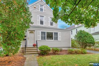 32 Washburn Place 1, Caldwell, NJ 07006