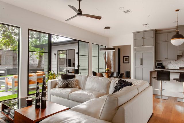 6100 Gena CT, Austin, TX 78757
