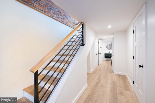 1810 TASKER ST, Philadelphia, PA 19145