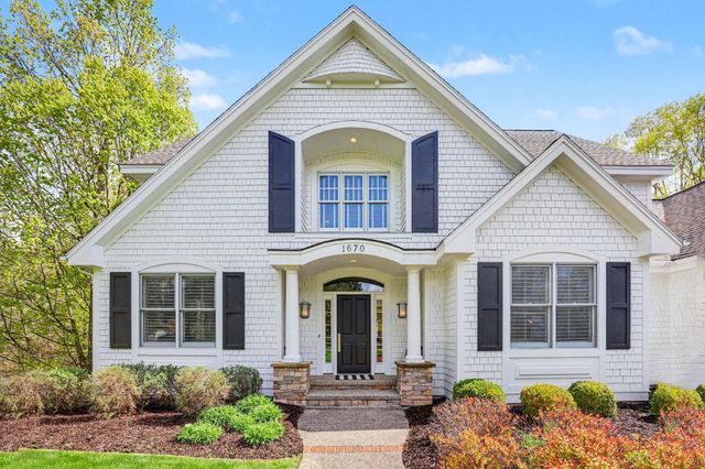 1670 Flowers Crossing Drive Ne, Grand Rapids Twp, MI 49525
