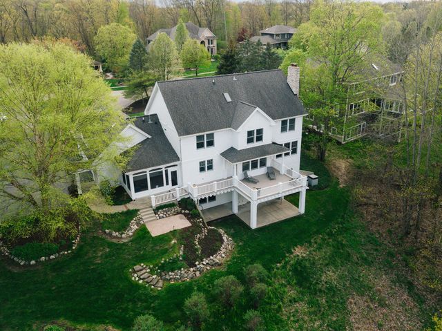 1670 Flowers Crossing Drive Ne, Grand Rapids Twp, MI 49525