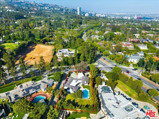 909 N Alpine Drive, Beverly Hills, CA 90210