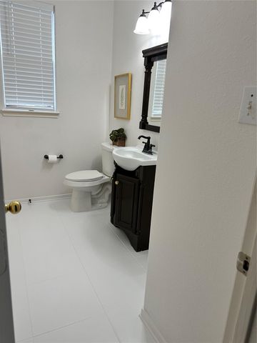 17714 Lakes Of Pine Forest Drive, Houston, TX 77084