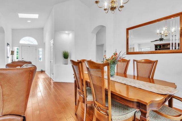 5289 Dreamgarden Loop, Roseville, CA 95747