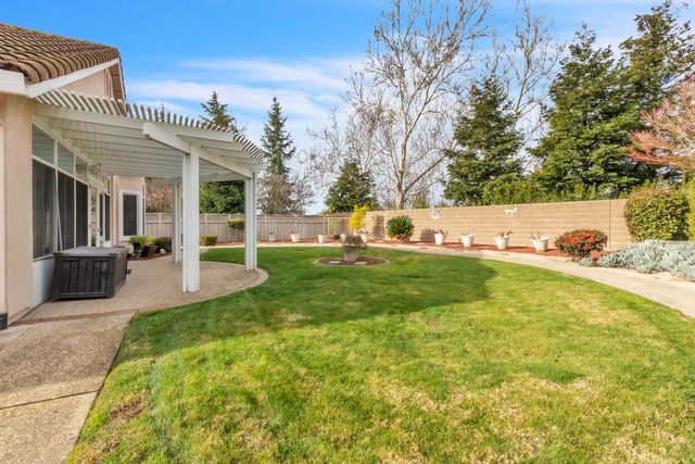 5289 Dreamgarden Loop, Roseville, CA 95747