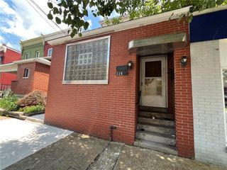 226 S Fifth Street, Jeannette, PA 15644