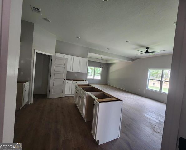 109 Silver Maple Court, Byron, GA 31008