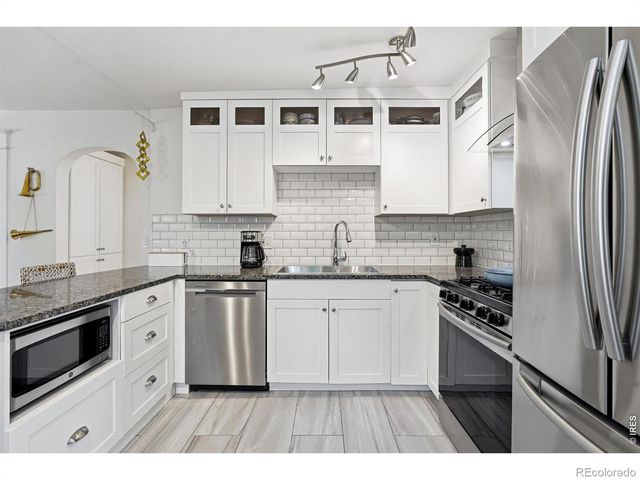 1027 Bross Street, Longmont, CO 80501