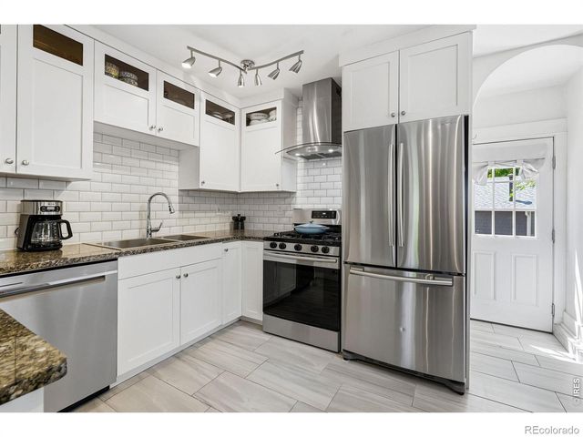 1027 Bross Street, Longmont, CO 80501