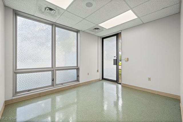 4520 Oberlin Avenue, Lorain, OH 44053