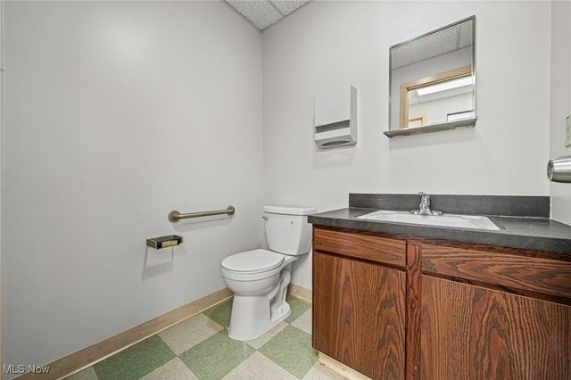 4520 Oberlin Avenue, Lorain, OH 44053