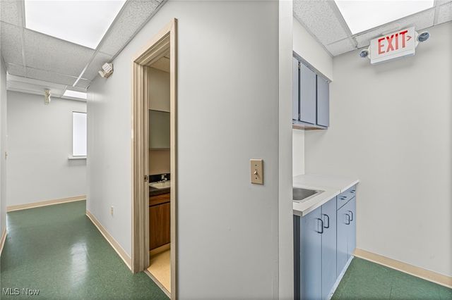 4520 Oberlin Avenue, Lorain, OH 44053