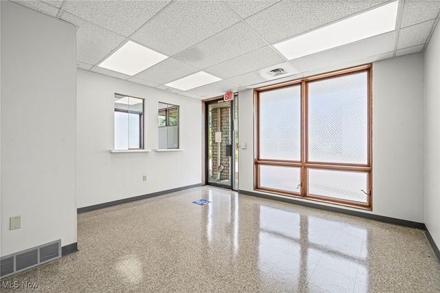 4520 Oberlin Avenue, Lorain, OH 44053