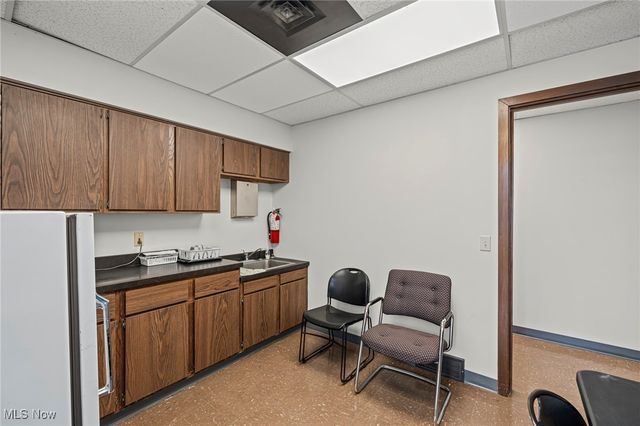 4520 Oberlin Avenue, Lorain, OH 44053