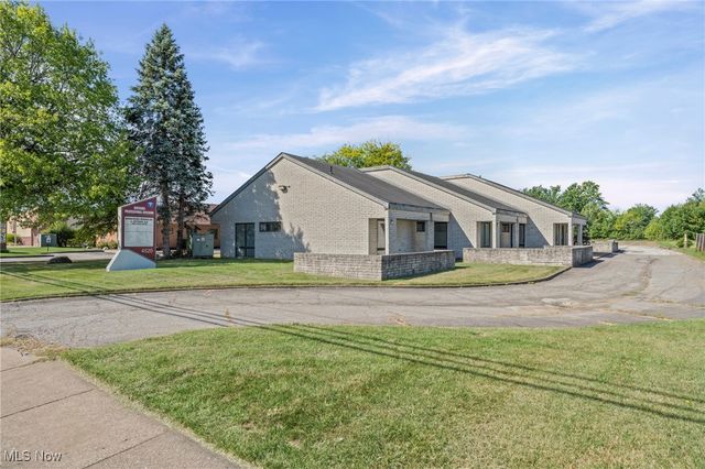 4520 Oberlin Avenue, Lorain, OH 44053