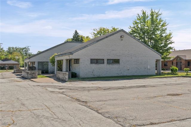 4520 Oberlin Avenue, Lorain, OH 44053