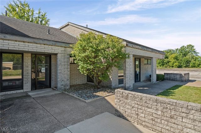 4520 Oberlin Avenue, Lorain, OH 44053