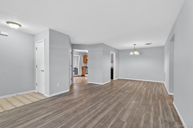 37 Aldo Court, Monroe, NY 10950