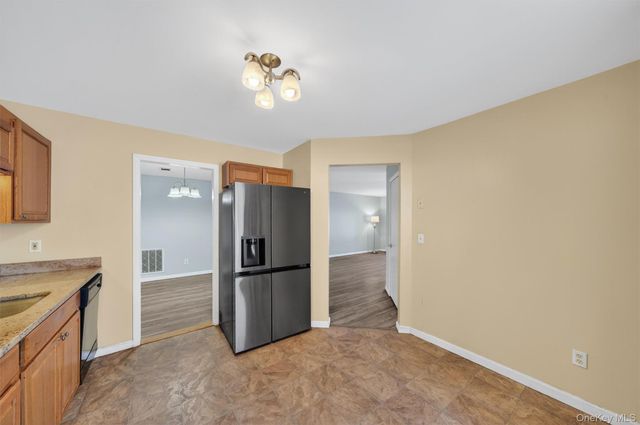 37 Aldo Court, Monroe, NY 10950