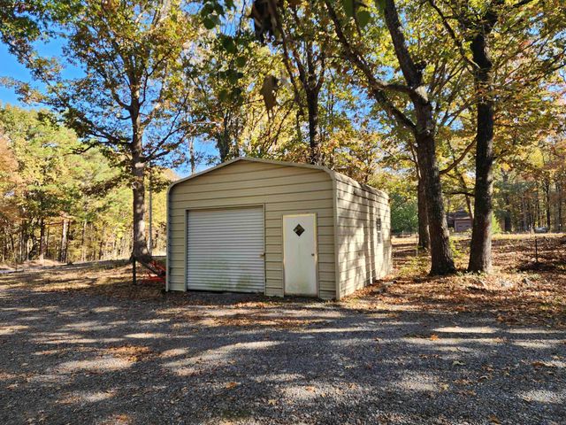 3100 River Rd., Redfield, AR 72132