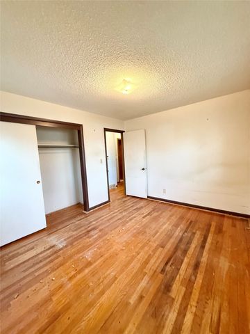 2908 Giles Street, West Des Moines, IA 50265