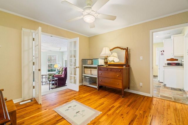 2368 Peeler Road, Dunwoody, GA 30338