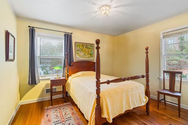 2368 Peeler Road, Dunwoody, GA 30338