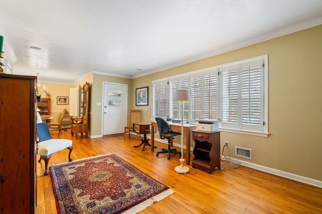 2368 Peeler Road, Dunwoody, GA 30338