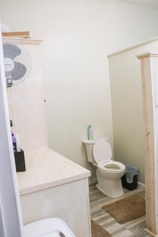 146 Creekside Drive, Onalaska, TX 77360