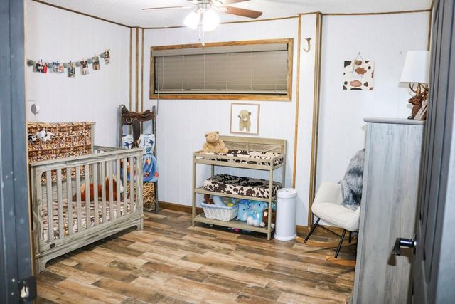 146 Creekside Drive, Onalaska, TX 77360