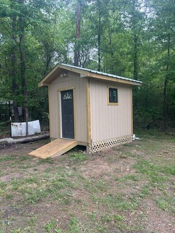 411 Oak Tree Drive, Point Blank, TX 77364