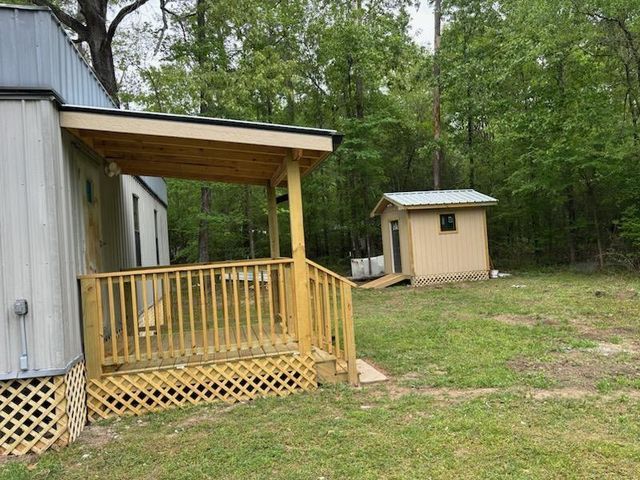 411 Oak Tree Drive, Point Blank, TX 77364