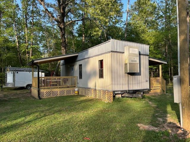 411 Oak Tree Drive, Point Blank, TX 77364