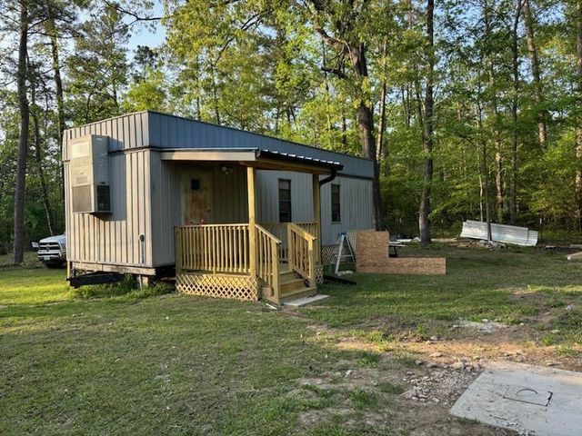 411 Oak Tree Drive, Point Blank, TX 77364